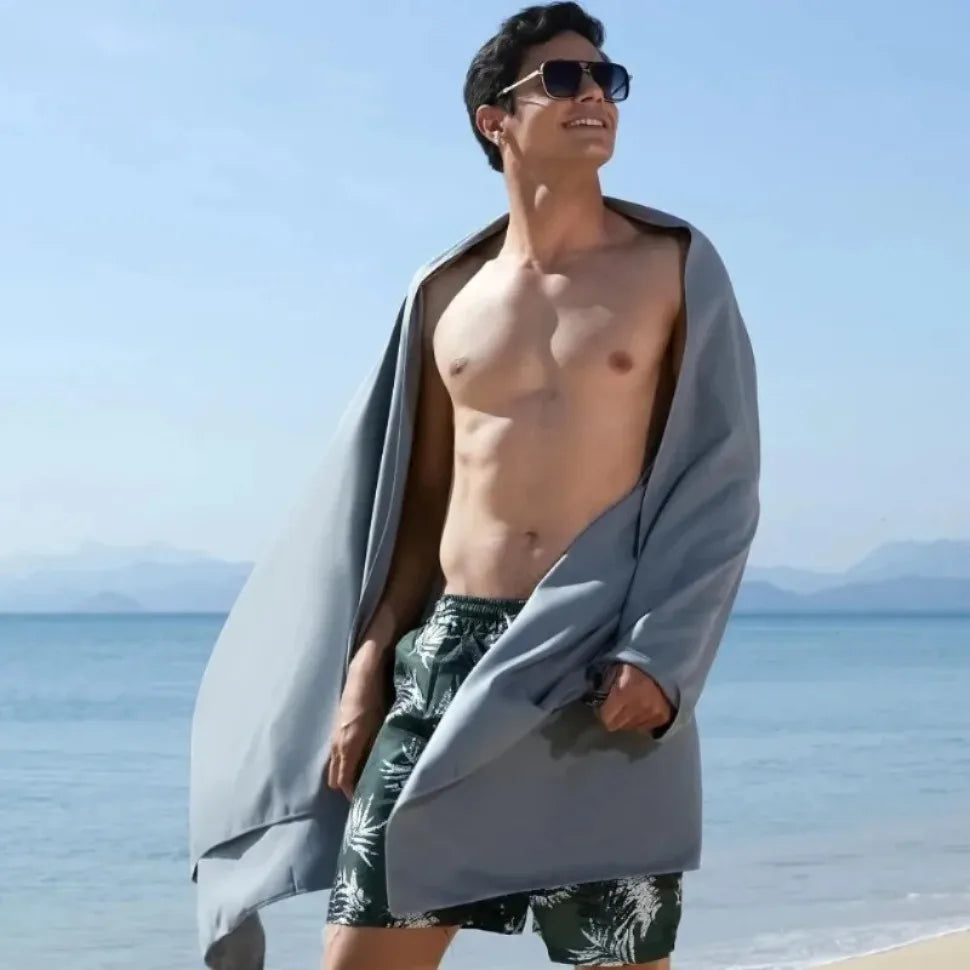 Schnelltrocknendes Mikrofaserhandtuch – Ultrasaftig, Kompakt & Sandfrei für Fitness, Strand, Reise & Schwimmen